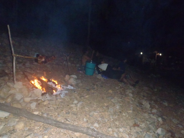 บรรยากาศรอบกองไฟ



[q][i]อ้างถึง: 2009wit posted: 13-03-2556, 10:59:49[/i]

+1++ :cheer: :che