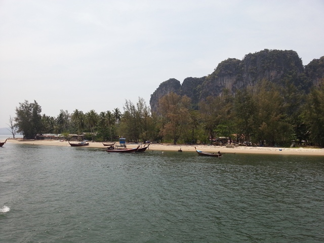 วิวเลตรัง ที่หาดยาว