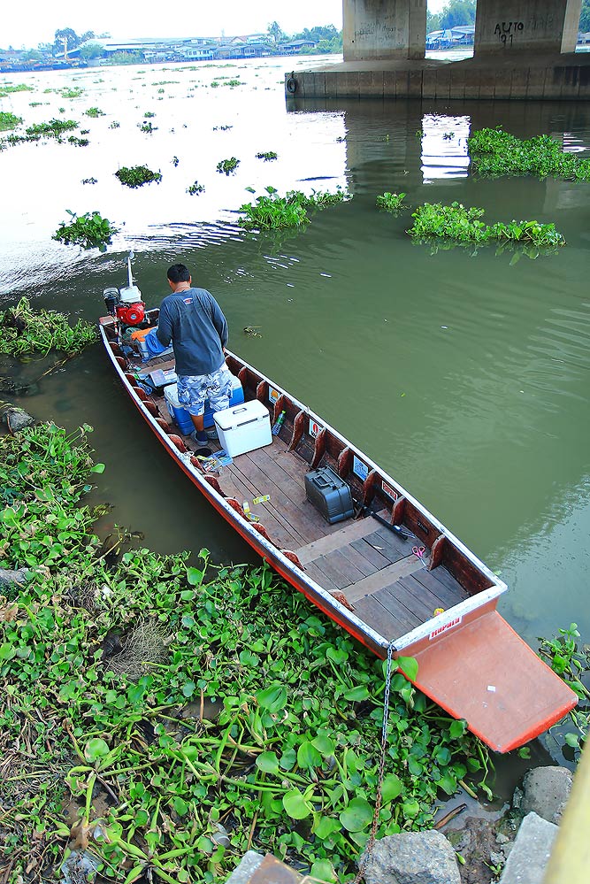 ++เส้นยังไม่ทันเรียง....อ้ายต้น...รีบลงเรือแระ..กรั่กๆๆๆ