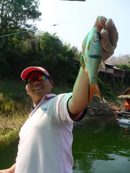 ให้น้าเก่งถ่ายให้ครับ 
 :laughing: :laughing: :laughing: