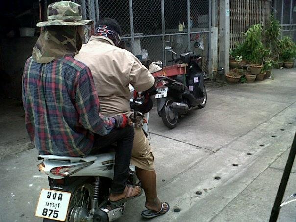 มาถึงก่อนเวลานัดนิดหน่อย ก็พร้อมออกลุยคับ :grin: :grin: :grin: :grin: :grin: