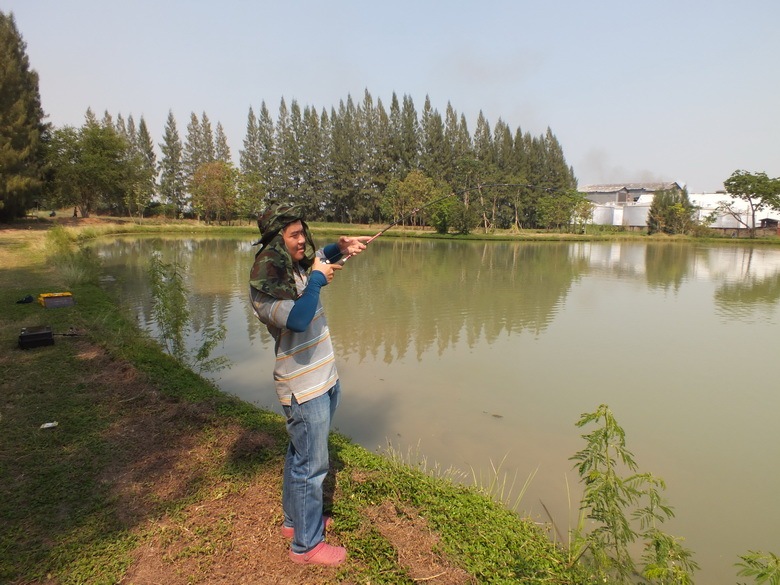   .. รั้งไม่ไหวครับ ต้องส่งให้พี่เจี๊ยบอัดต่อ  :laughing: :laughing: :laughing: