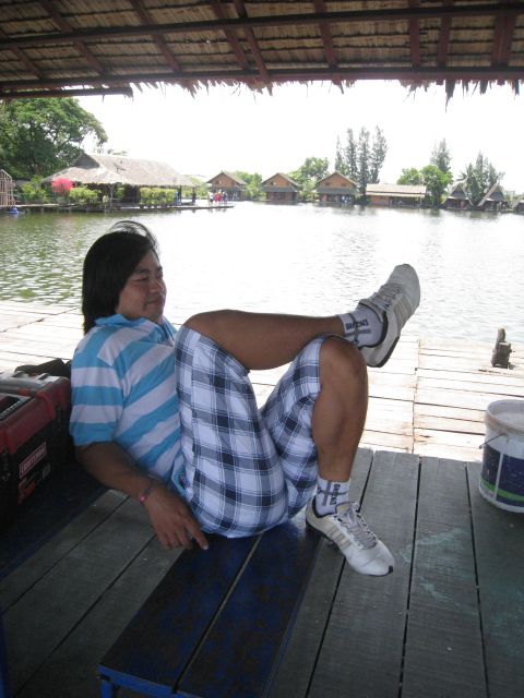 จะสบายอารมณ์ ไปไหนน้าอั้ม  :cool: :cool: