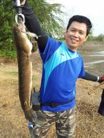 ส่วนนี่น้ามิ้งกับบ่อนิมิตรใหม่ครับ :grin: