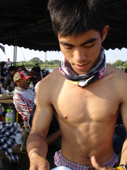 ไปอยู่กับ คุณตุ้ย ได้เลย :laughing: :laughing: