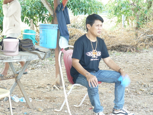 ผอ.น้อย บ่อ PN นั่งลุ้นทีมงานอยู่นี่เอง :cheer: :cheer: :cheer: :cheer: :grin: