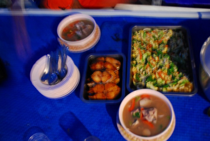 

กับข้าวมื้อเย็น..มาแระ