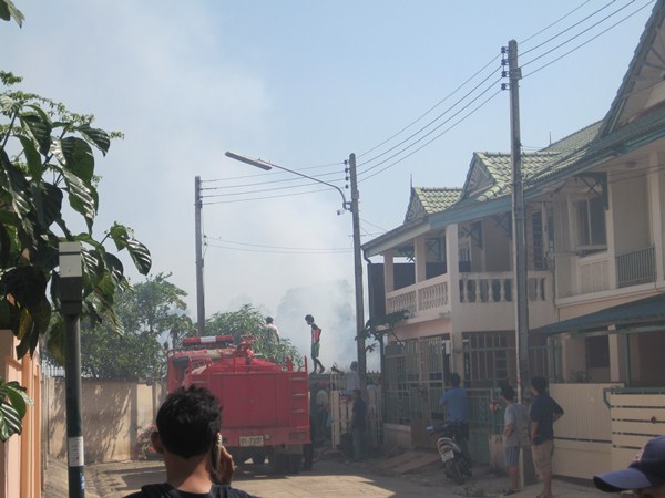 ยังดีที่เหตุการณ์นี้ยังมีรถดับเพลิง สเตนบาย อยู่ใกล้หมู่บ้านครับ 
 :cheer:
