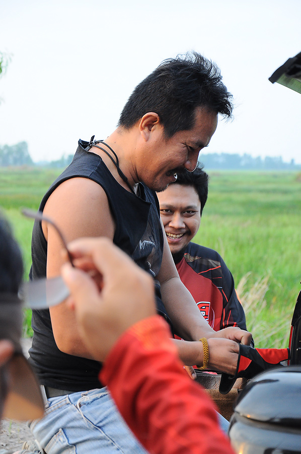 ขุนศึกทีลายไทย วันนี้มีดวลกับตี๋สีสดซะด้วยสิ เชียร์ใครดีหว่า :grin: :grin: :grin: :grin: