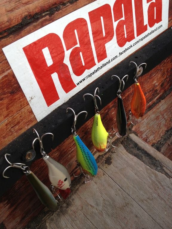 หน่วยนักล่าของผมที่วันนี้จะเลือกใช้กับเจ้าพระยา RAPALA ล้วนๆ :love: :love: