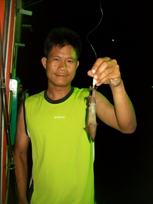 หมึกตัวแรกมาแล้วครับ  :grin: