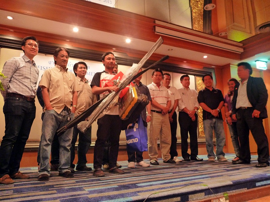  [center]งานมอบถ้วยรางวัล TFG Fishing Tournament 2012 คะแนนรวม 4 สนาม ณ โรงแรมเจ้าพระยาปาร์ค 19 ม.ค.