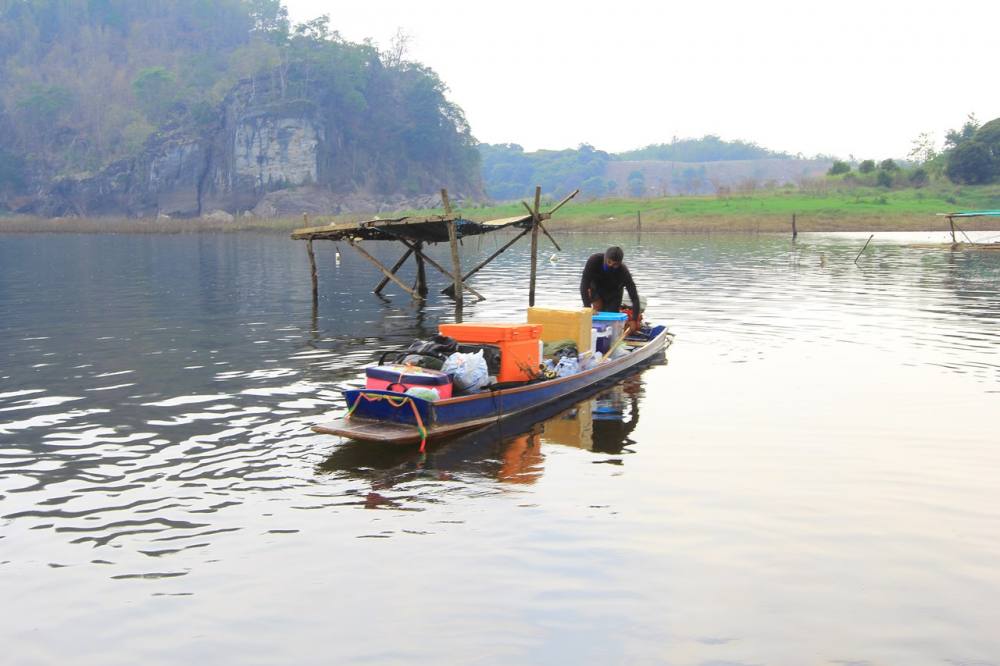 สัมภาระหนึ่งลำเรือ มาแบบเต็ม ๆ ของกินของใช้เพรียบ