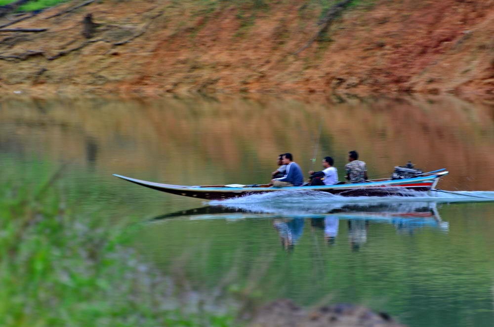 เช้าของอีกวัน เช้านี้โปรบอล ลงเรือ กับโปรเอ๊กซ์ ไปเรือฟรีครับ  :grin: :grin: :grin: