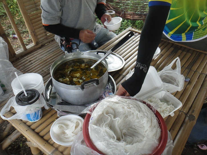 แกงเขียวหวานอร่อยมาก ขอบคุณครับน้าหมอ :prost: :prost: :prost: :prost: :prost: :prost: