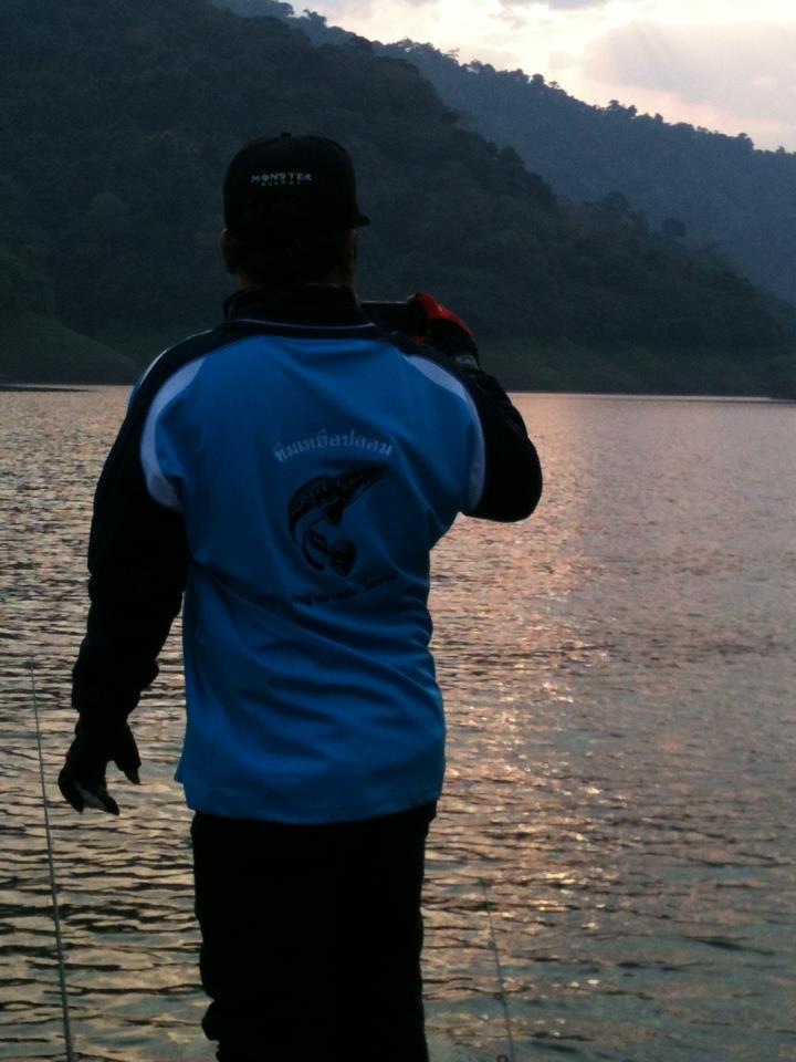  :spineyes: :spineyes: :spineyes: เดินลงบรรไดหอบ แฮ๋กๆ หมดอารมณ์ถ่ายภาพไปชั่วขณะ  :spineyes: :spiney