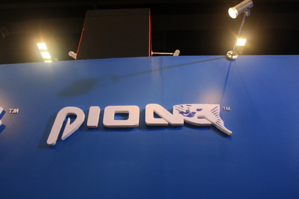 ต่อด้วย บูทของ pioneer ครับ รอกราคาคุ้มคุณภาพมาก  :grin: :grin: :grin: :grin: :grin: