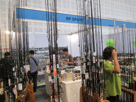 คราวนี้มาถึงร้าน  BP SPORT บ้างแล้วครับสินค้าเพียบเลยคร้าบบบบบบบบบบบ :grin: :grin: :grin: :grin: :gr