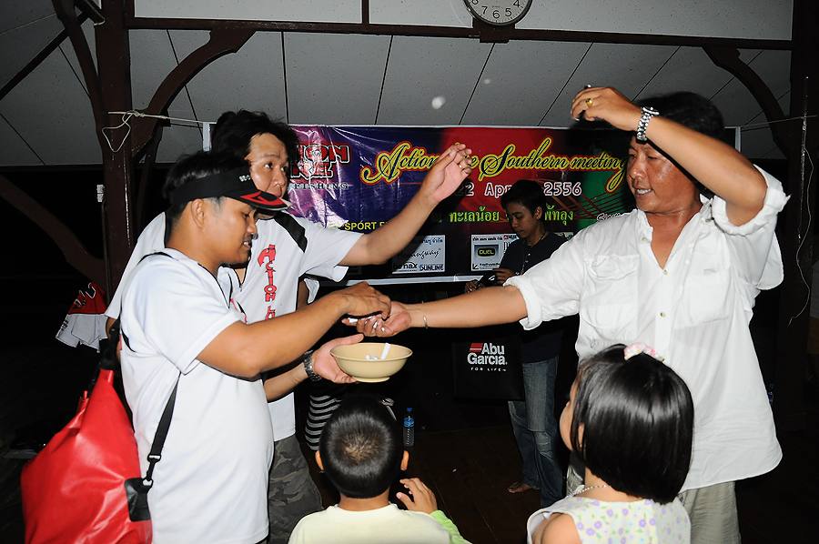 รอบนี้จับแจกเลยดีกว่า เอามีกี่รางวัลจับ ๆ ๆ  :grin: :grin: :grin: :grin: :grin: