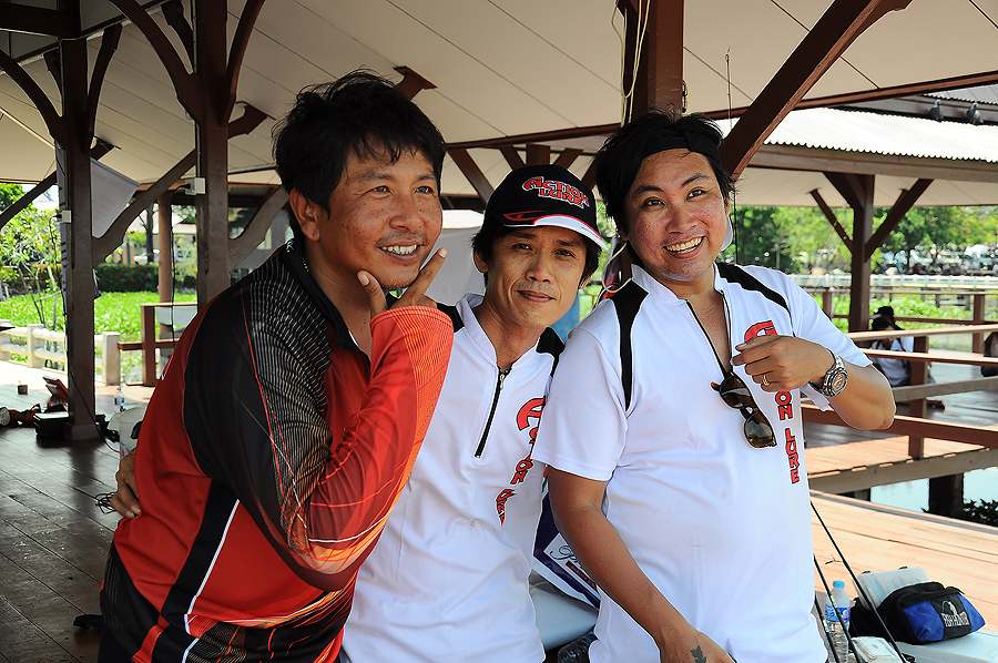 เก้บภาพเป็นที่ระลึกหน่อยน่ะ :grin: :grin: :grin: :grin: