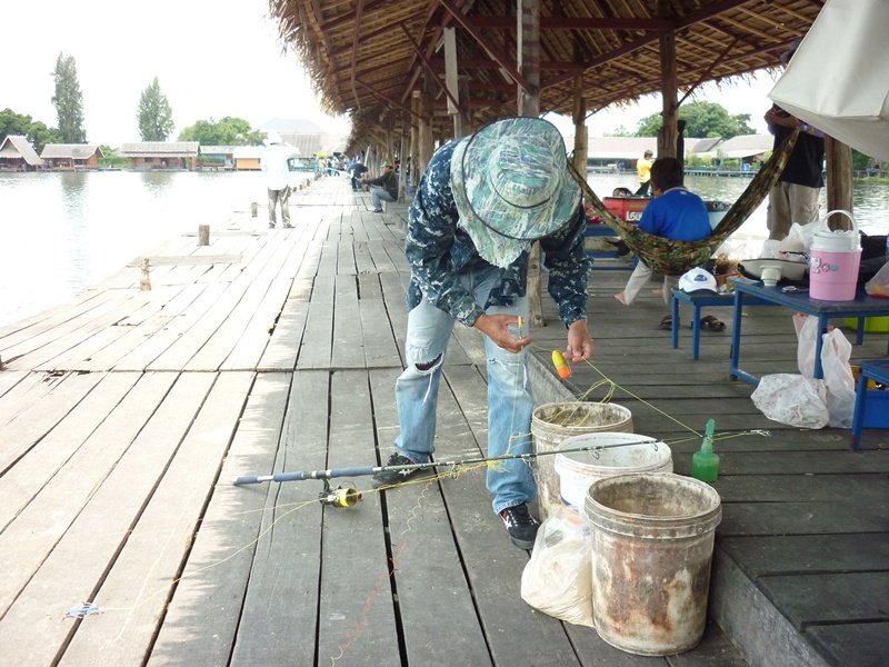                                ผลสุดท้ายมันก็หลุดไปได้ครับ ผลผมเป็นฝ่ายแพ้ในการปะมือกับเจ้าบึกหน่วยแ