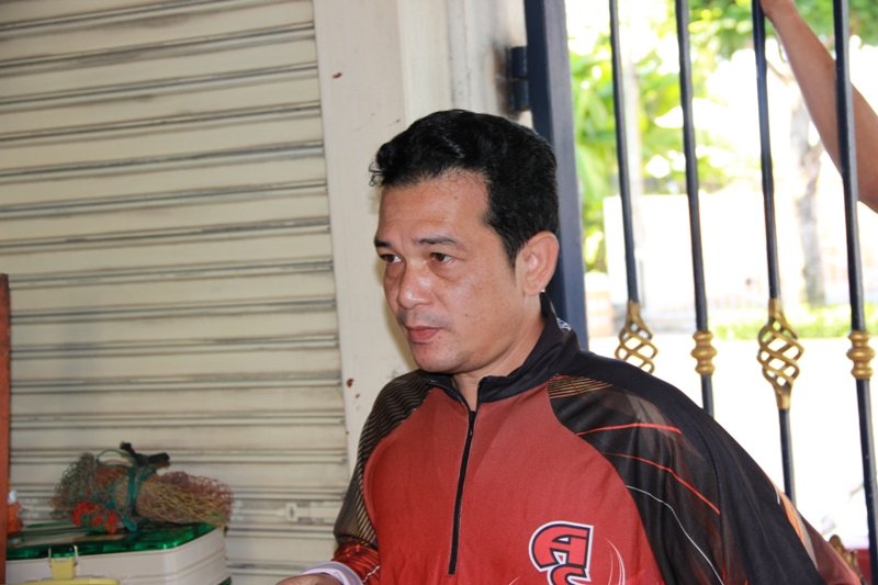 วันนี้มีท่าน สว ผู้ทรงเกรียติ มาร่วมประชุมเพิ่มอีก1ท่านพี่ติ๊ก แอ็คชั่นลัวร์คร้าบหวัดดีคร้าบบบ
มารอ
