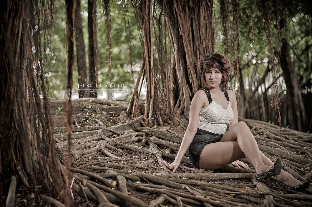 บ๊ายยย บายย    :cool: :cool:

หมดแล้วครับ