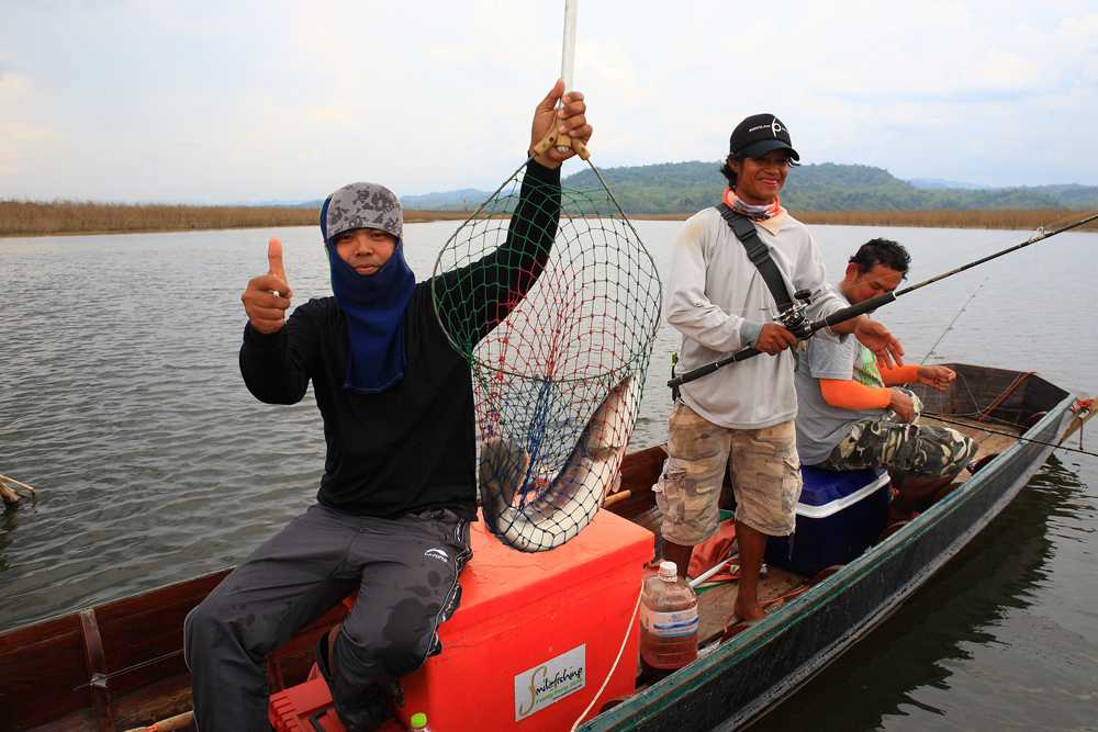 สาดไปสักพัก น้าหมูงัดขึ้นมาอีกตัว