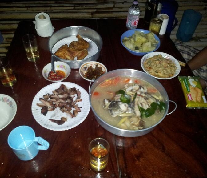 ปลาช่อนมีไข่แล้วนะครับอีกไม่นานก็ถึงฤดูลูกครอกแล้ว