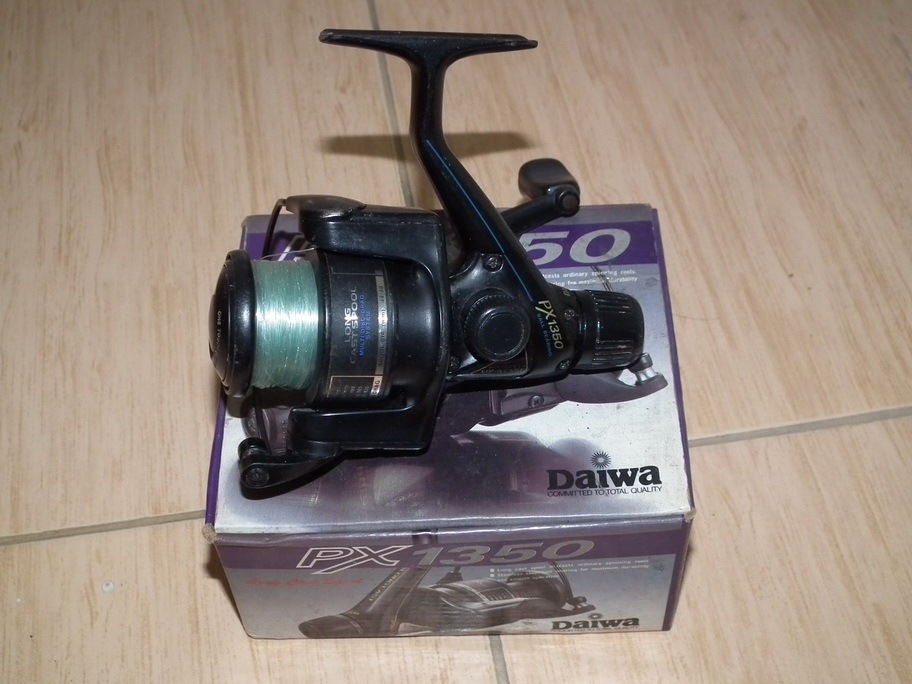 รอกตัวแรกในชีวิตของผม DAIWA PX1350 ซื้อมานานมากแล้วครับเลยจำราคาไม่ได้ แต่ภูมิใจสุดๆที่ทำงานเก็บเงิน