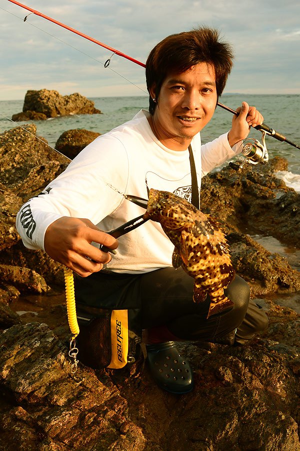 [b]นี่ไง เจ้าของปลาครับ น้าบิ๊ก(สยามสปูน) ครับ อิอิ[/b]
 :cool: :cool: :cool: :cool: :cool: :cool: 