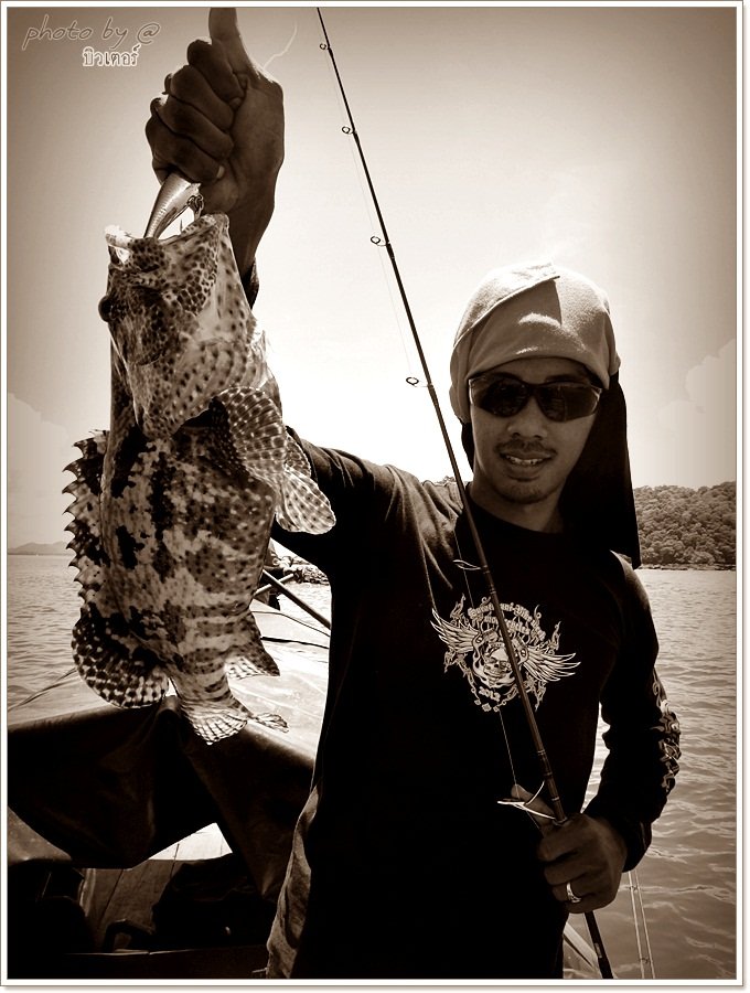 [q][i]อ้างถึง: waw 49 posted: 09-05-2556, 18:34:36[/i]

+ล้านครับ น้าบิว  สุดยอด นักหวด มือชั้นโปร