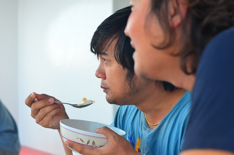 แอบกินไรอ๊ะ
