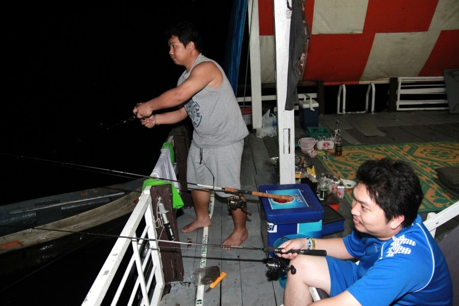 และแล้วก็ได้เวลา Night Fishing สำหรับคำ่คืนนี้ กันแล้วครับ :heart: :heart: :heart: :heart: :heart: :