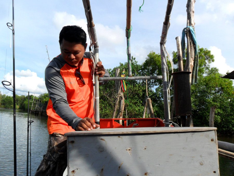 

วันนี้  เราลงเรือกัน   คลองแกลง     เพื่อ  ออกไปตีปลาเก๋า  แนวเกาะ    กุฎี    เกาะขาม    ครับ   