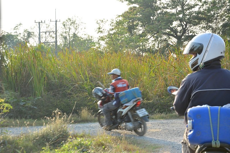 เข้าหมาย...ผมก็กลับมานั่งรถ นายเบ็ม..ตามเดิม  ครับผม !!!    :grin: :grin: :grin: