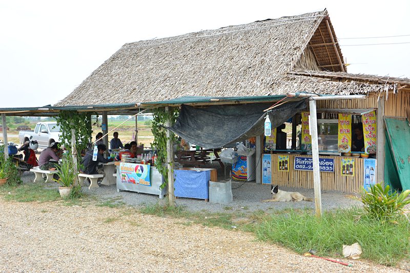 เพื่อมาที่นี่ เพราะ "หิว" กันแล้ว    :laughing: :laughing: :laughing: