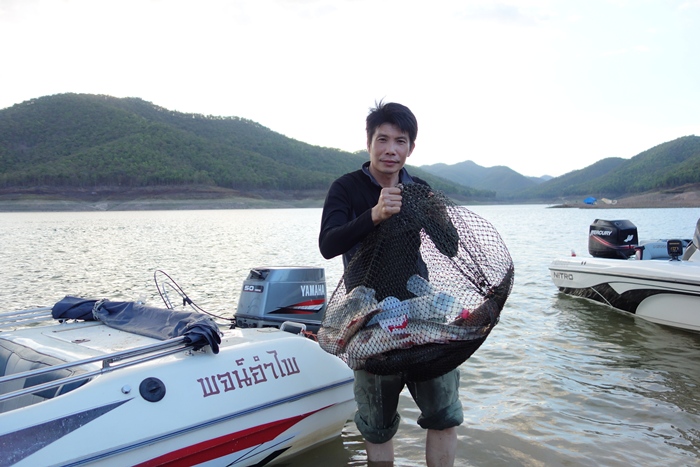 พี่ยงค์ กับกบน้าแจ็ค ตามมาตอนเย็นเย็นก็ได้เย่อไปไม่ผิดหวังครับ :cheer: