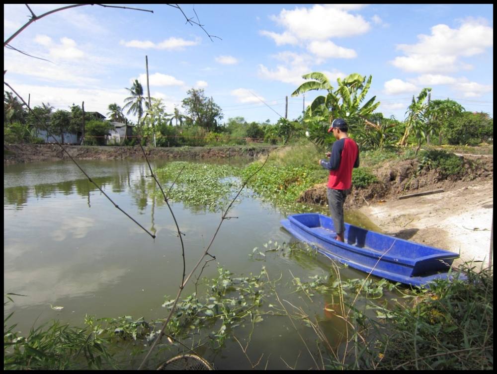 ไปถึง เจ้าของ แล้มป์ กับเรือที่ใช้เปิดวิง ยังไม่มา :laughing: :laughing: