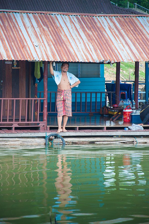 นั่นใตรอ่ะมายืนใส่ชุดว่ายน้ำให้ท่าด้วย :laughing: :laughing: :laughing: :laughing: :laughing: :laugh