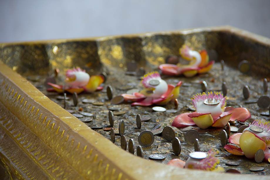 รอยพระพุทธบาท 