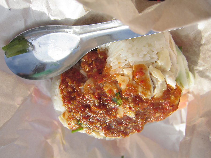 พักกินข้าวเช้ากันก่อน  :umh: