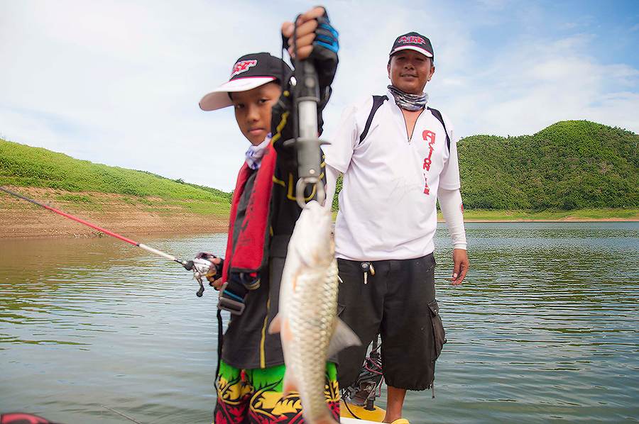 เรียบร้อยโรงเรียน Actionlure :laughing: :laughing: :laughing: :laughing: :laughing: :laughing:
