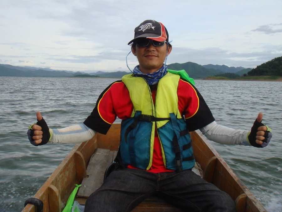 สุขใจเมื่อได้ลงเรือ ที่เหลือค่อยว่ากัน  :grin: