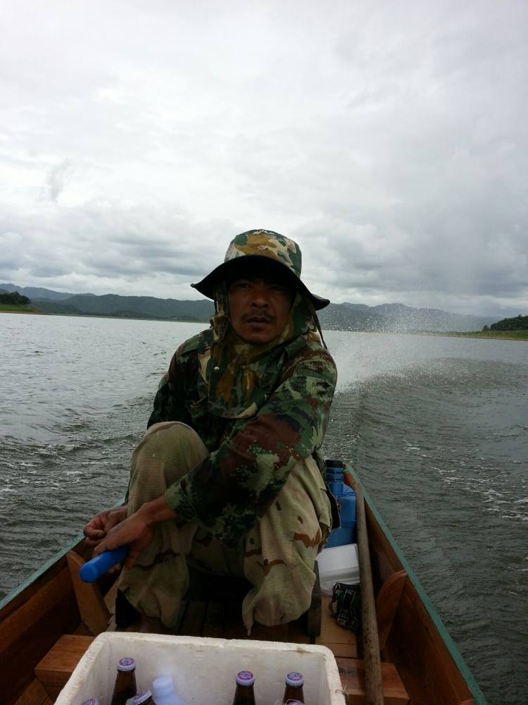 ไต้เรือของเราในแมทนี้ครับ ชื่อไต๋ณรงค์