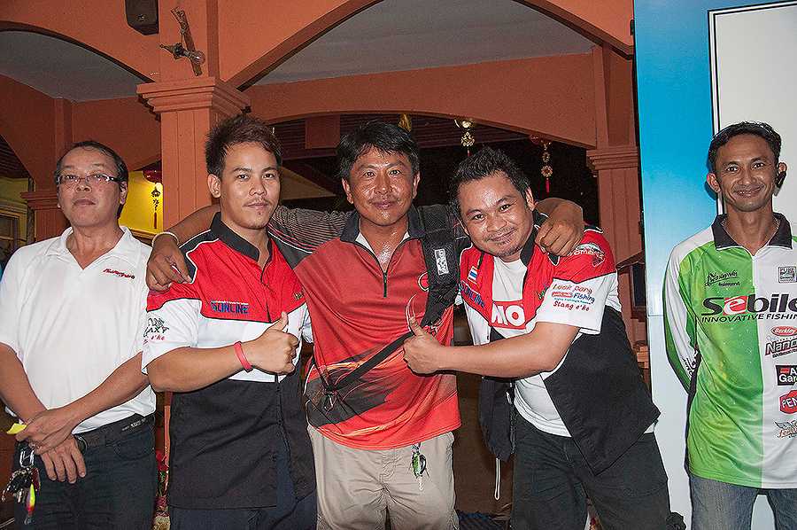 ช่วงแนะนำตัวโปรกระสุบ แตงโมเก้บภาพให้ :grin: :grin: :grin: :grin: