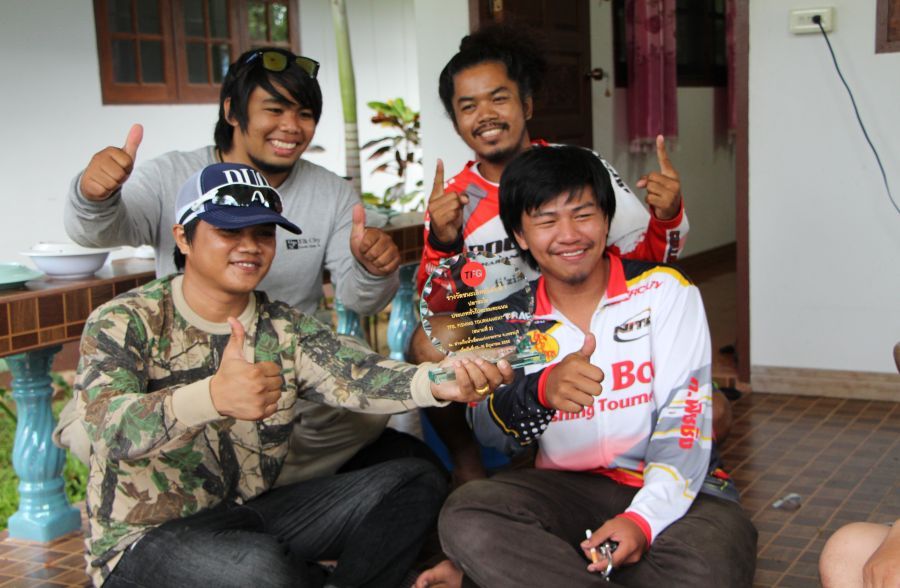 
สวัสดีน้าๆทุกท่านครับที่แวะเข้ามาเยี่ยมชมกัน ขอบคุณมากครับผม

----------------------------------