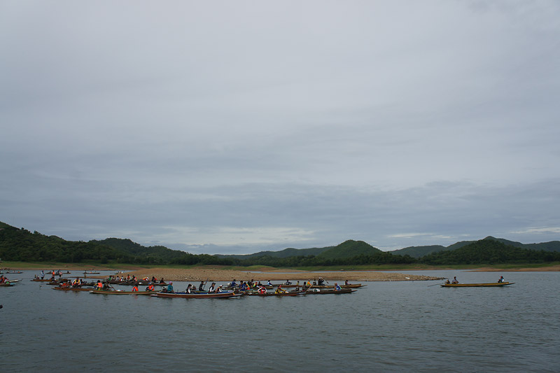 [q]เรือชาวบ้านก็พร้อม!!![/q] :cool: :cool: :cool: :cool:
