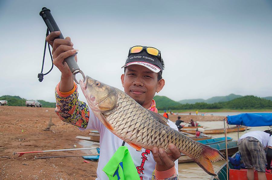 นี่ไงปลากระสุบที่น้าต้อตกได้มา มีลุ้นๆ ๆ ๆ :grin: :grin: :grin: :grin: :grin: