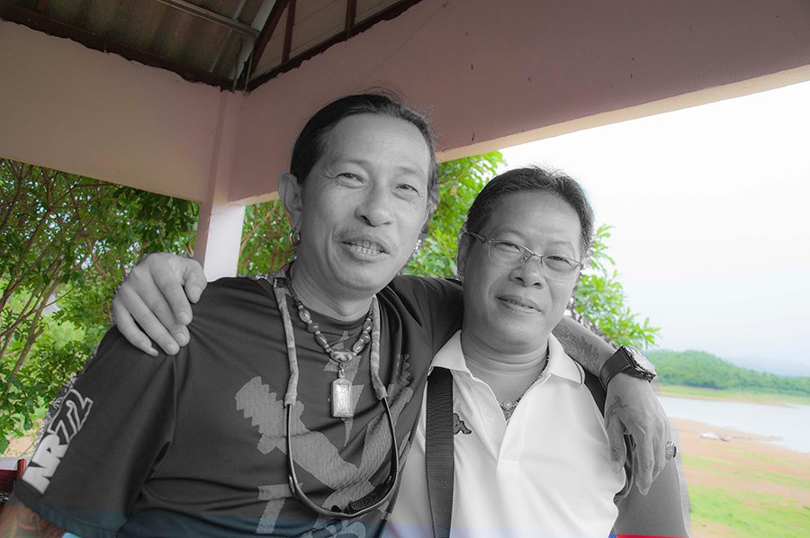 สองศรีพี่น้อง ไม่รอดจัดไปตามธรรมเนียมคร๊าบบบบ :laughing: :laughing: :laughing: :laughing: :laughing: